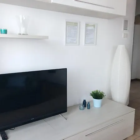 Rose E Tulipani 2 - Vicino Ospedale Apartmán Negrar