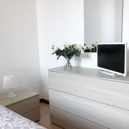 Rose E Tulipani 2 - Vicino Ospedale